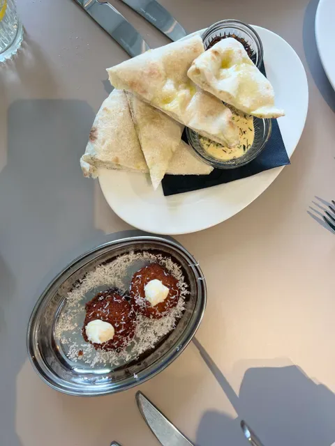 Grazia Restaurant