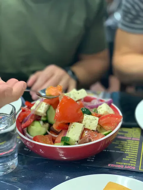 Greek Yefseis