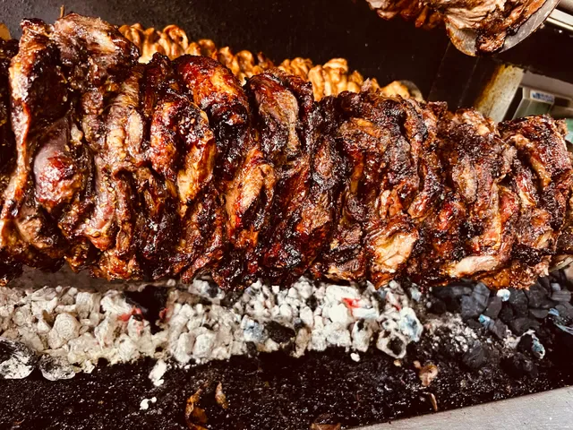 Greek Yefseis