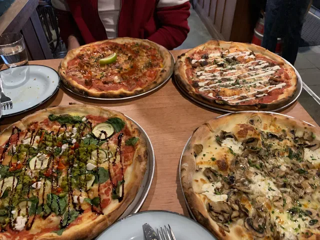 Green Acre Pizza Bar