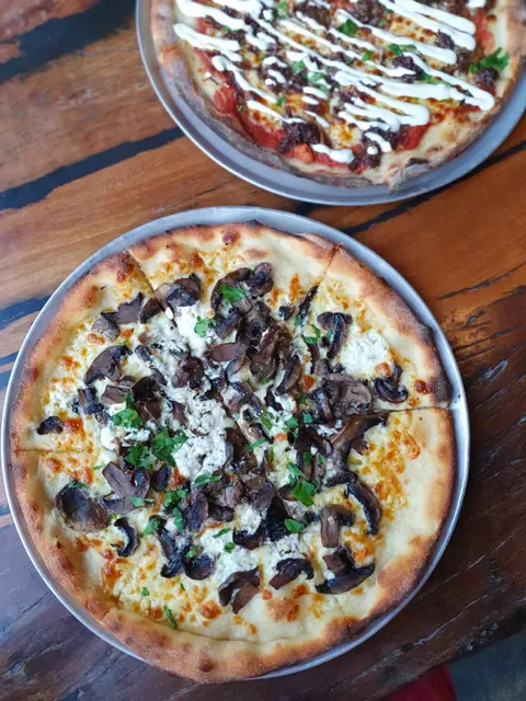 Green Acre Pizza Bar