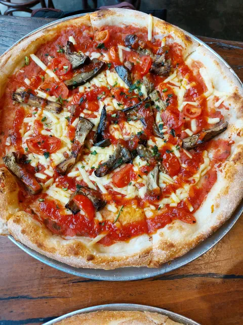 Green Acre Pizza Bar