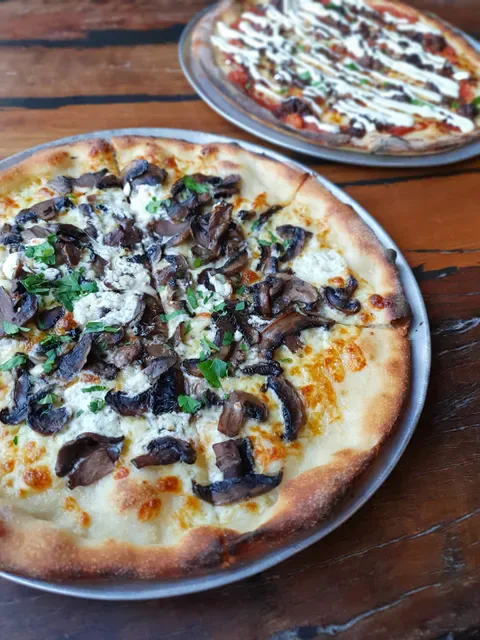 Green Acre Pizza Bar