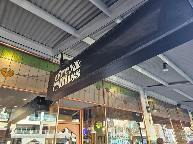 Grey and Bliss Cafe