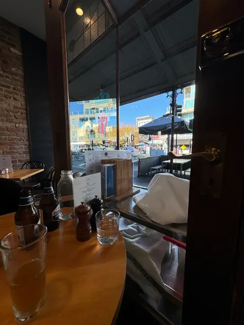 Grey and Bliss Cafe