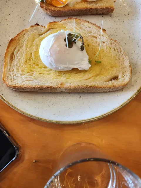 Grey and Bliss Cafe