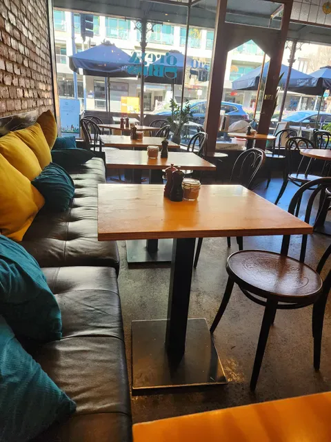 Grey and Bliss Cafe