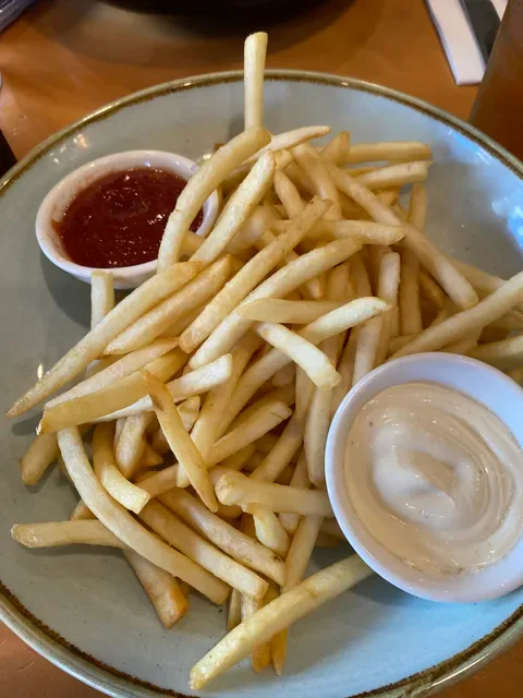 Grey and Bliss Cafe