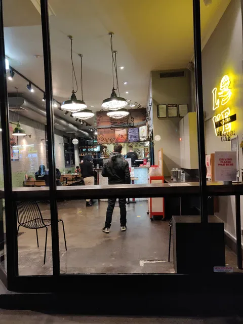 Grill'd Burgers - Carnegie