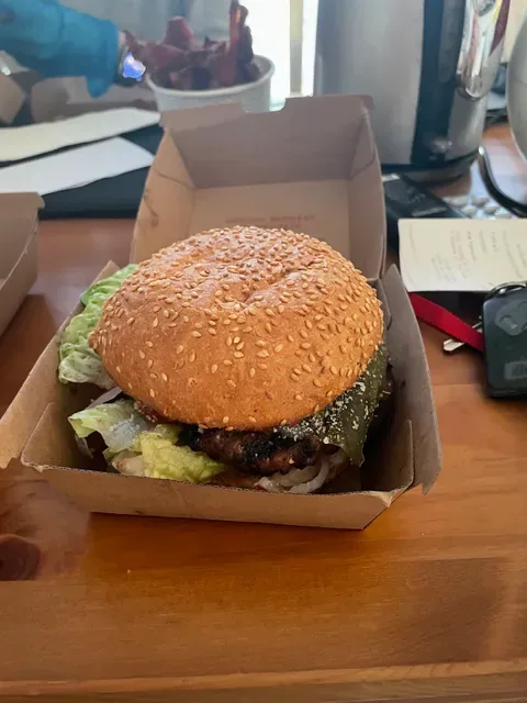 Grill'd Burgers - Carnegie
