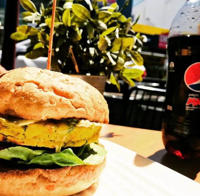 Grill'd Burgers - Carnegie