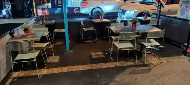 Grill'd Burgers - Carnegie