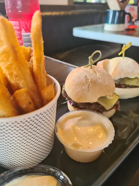 Grill'd Burgers - Casey