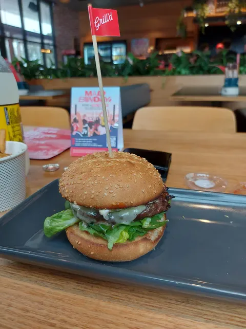 Grill'd Burgers - Chirnside Park