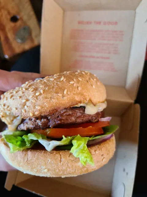 Grill'd Burgers - Chirnside Park