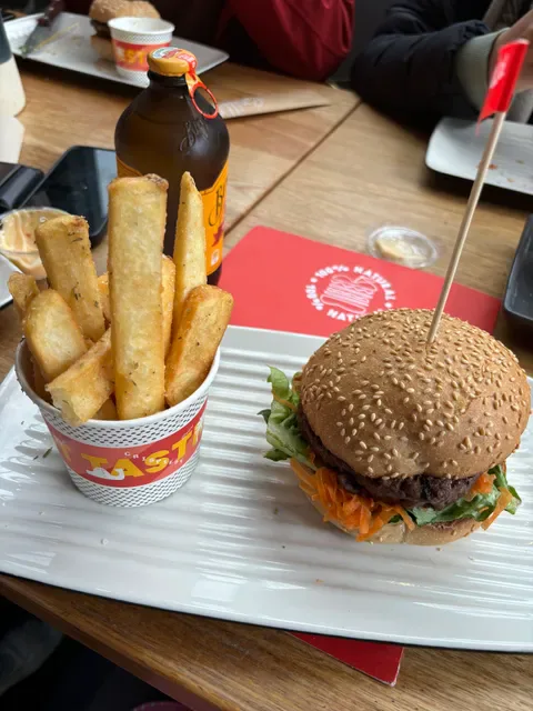 Grill'd Burgers - Chirnside Park