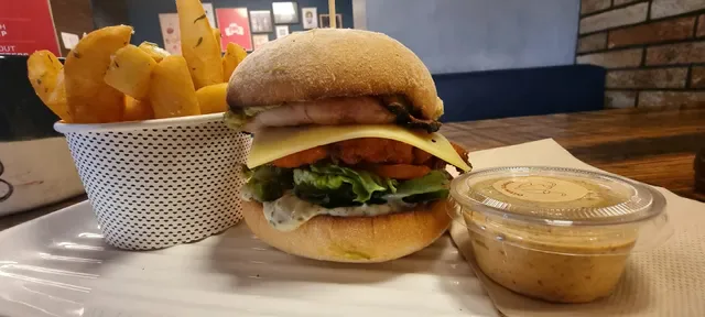 Grill'd Burgers - Fountain Gate