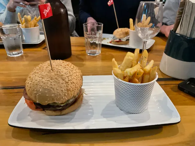 Grill'd Burgers - Glen Waverley