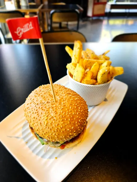 Grill'd Burgers - Point Cook