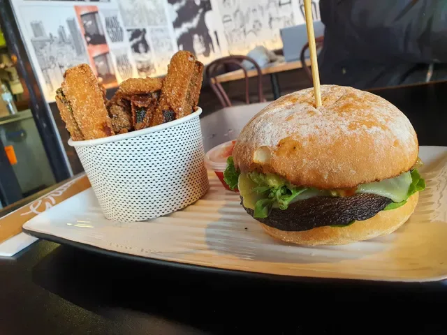 Grill'd Burgers - Point Cook