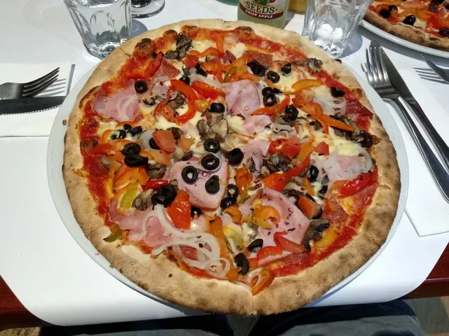 Gusto Woodfired Pizza