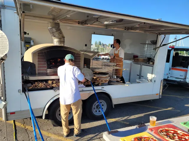 Gusto Woodfired Pizza