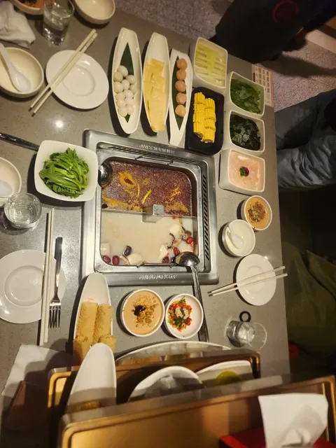 Haidilao Hotpot Glen Waverley