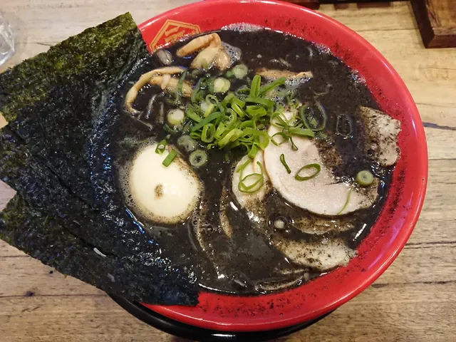 Hakata Gensuke Ramen Lygon