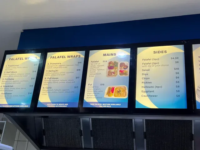 Half Moon Cafe
