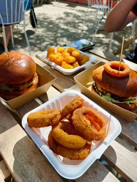 Hamilton's Coffee • Burgers • Fried Chicken