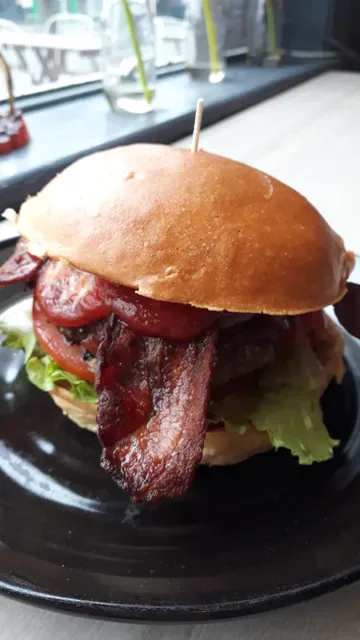 Hamilton's Coffee • Burgers • Fried Chicken