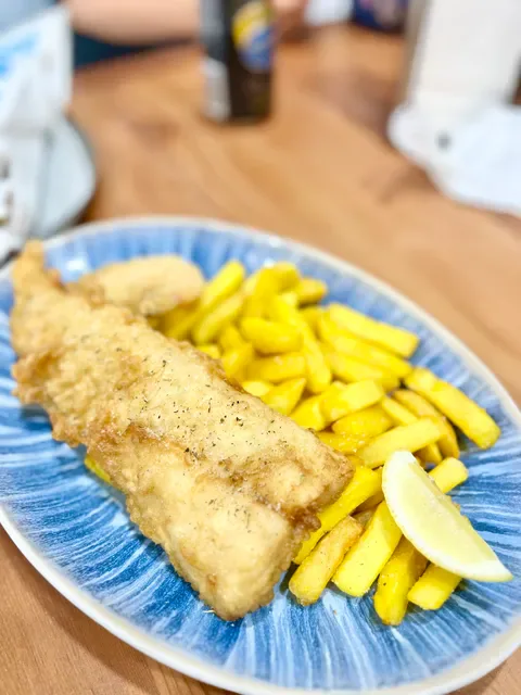 Hampton St Fish & Co