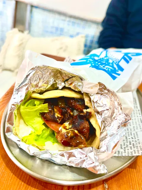 Hampton St Fish & Co