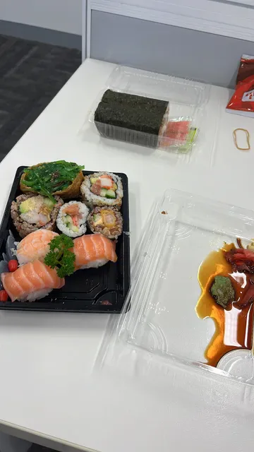 Hana Sushi Cafe