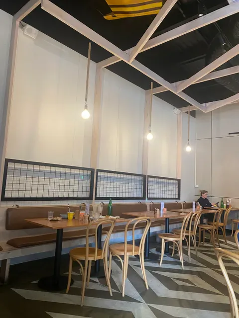 Hangar 4 Cafe