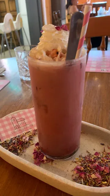 Harrow and Harvest Cafe