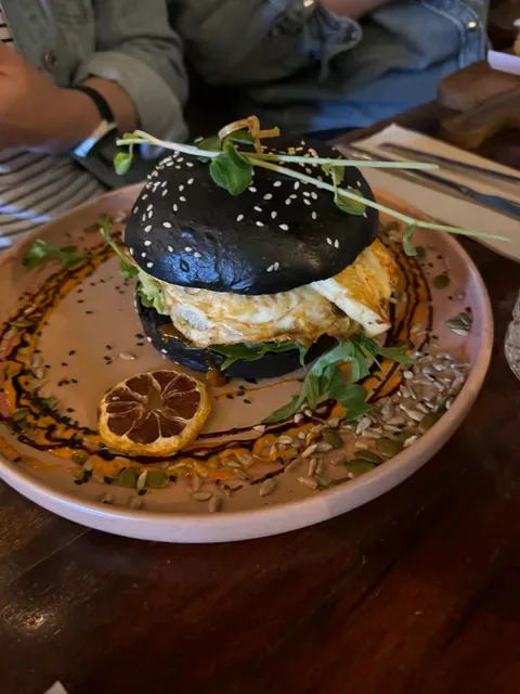 Harrow and Harvest Cafe