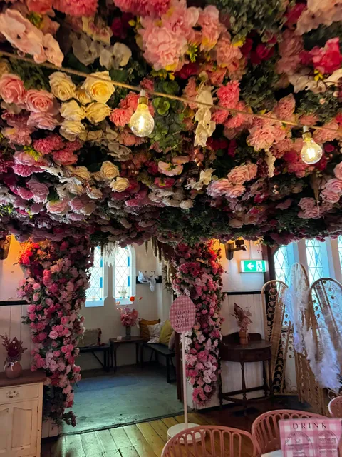 Harrow and Harvest Cafe