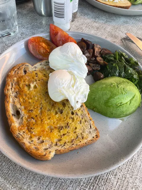 Harry's Cafe & Deli