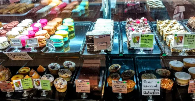 Harry's Cafe & Deli