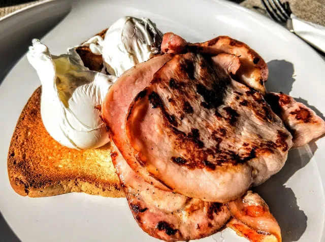 Harry's Cafe & Deli