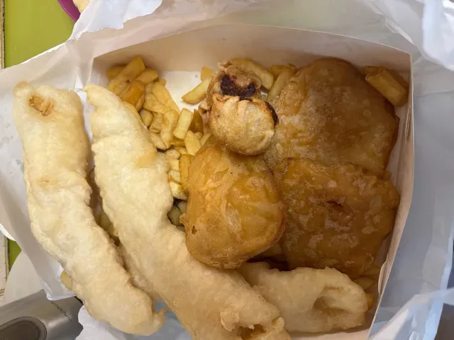 Harry's Fish & Chips In Blackburn South