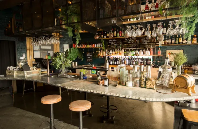 Hawker Bar