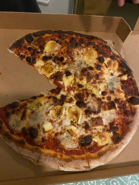 Heaven Woodfire Pizza