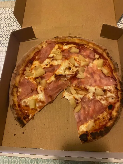 Heaven Woodfire Pizza