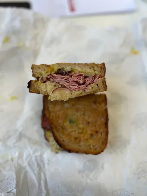 Hector's Deli