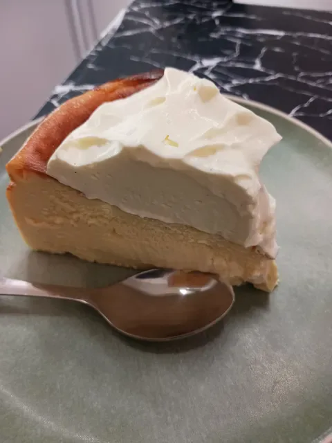 Her Little Patisserie