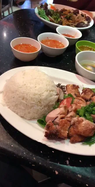 Hoa Tran Restaurant