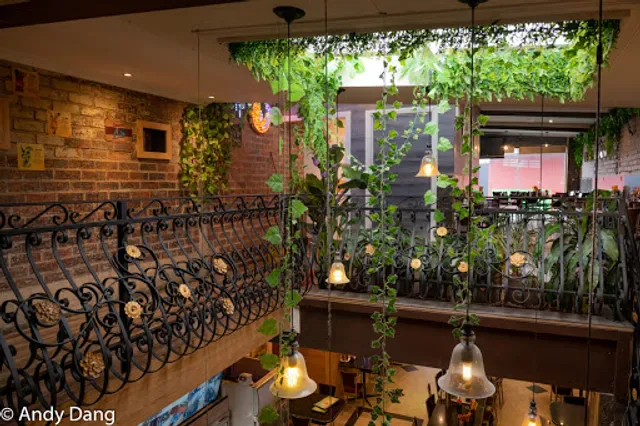 Hoa Tran Restaurant