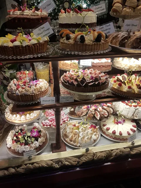 Hopetoun Tea Rooms est. 1892 (TM)